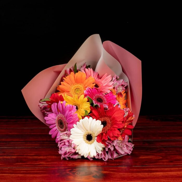 Gerberas-y-Astromelias-en-Ramo Gerberas y astromelias en ramo - Imagen 1
