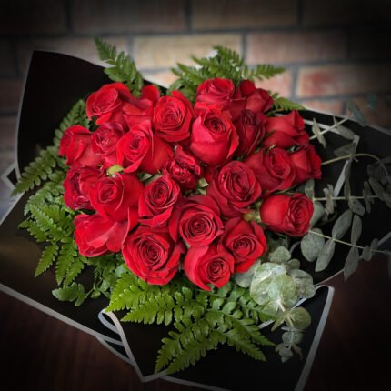Corazón de 24 Rosas Rojas